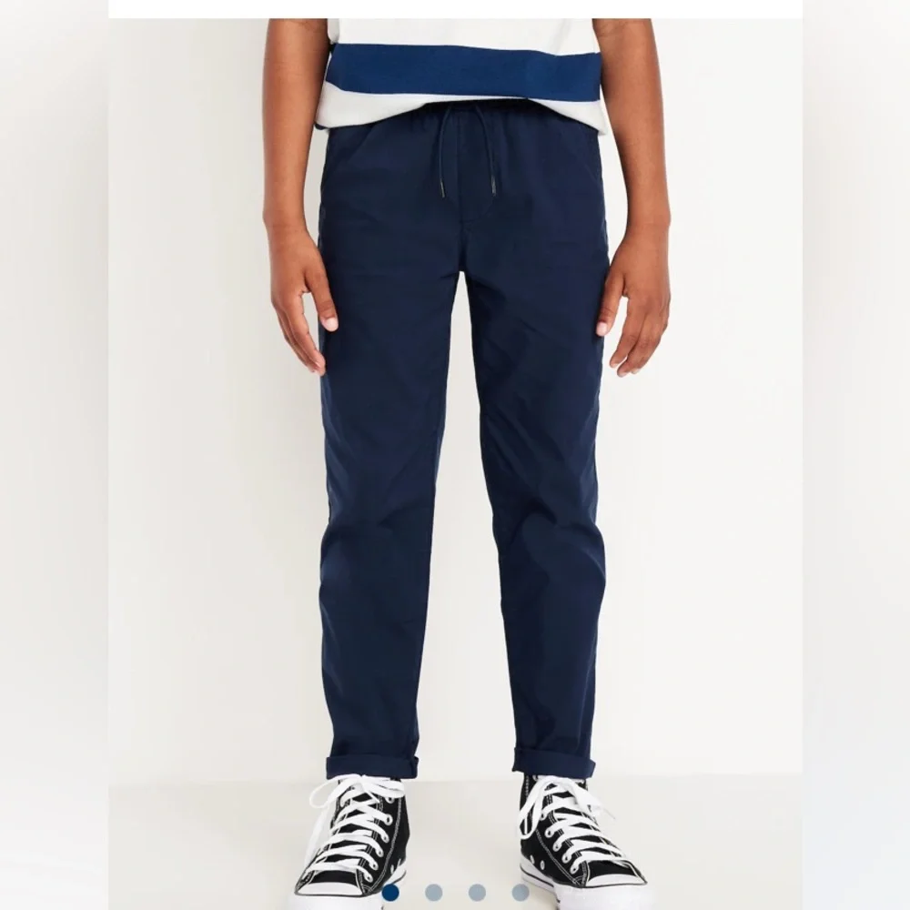 NWOT! Old Navy Built-in Flex Tapered Tech Pants for Boys.